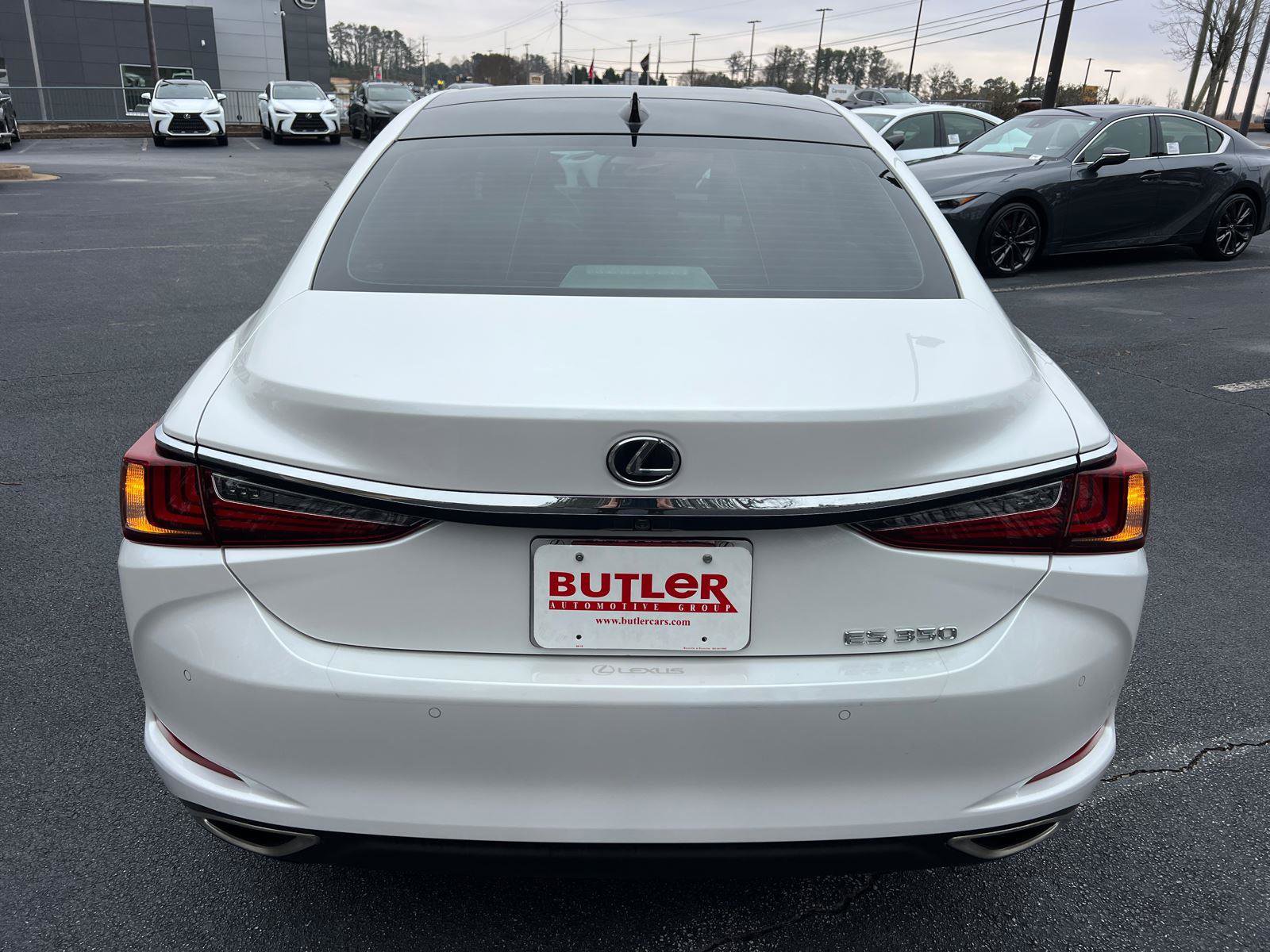 Used 2024 Lexus ES 350 w/ Technology Package image 7