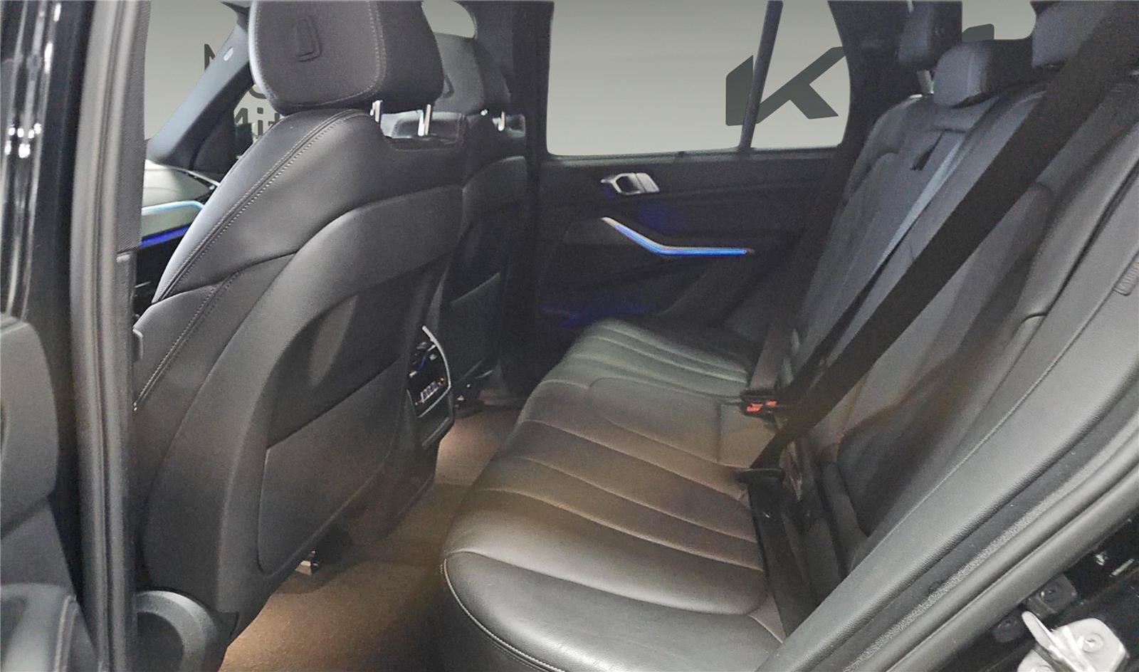 Used 2022 BMW X5 xDrive40i AWD/4WD image 18