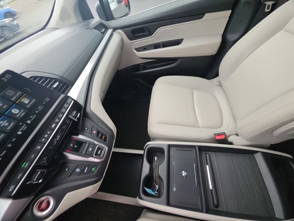 Used 2026 Honda Odyssey EX-L image 22