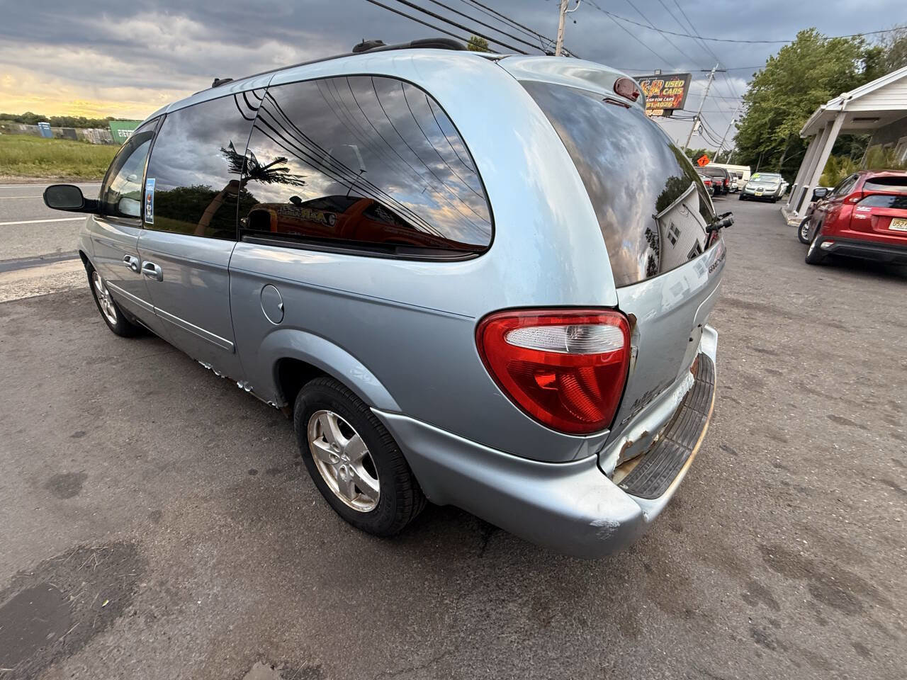 Used 2006 Dodge Grand Caravan SXT image 5