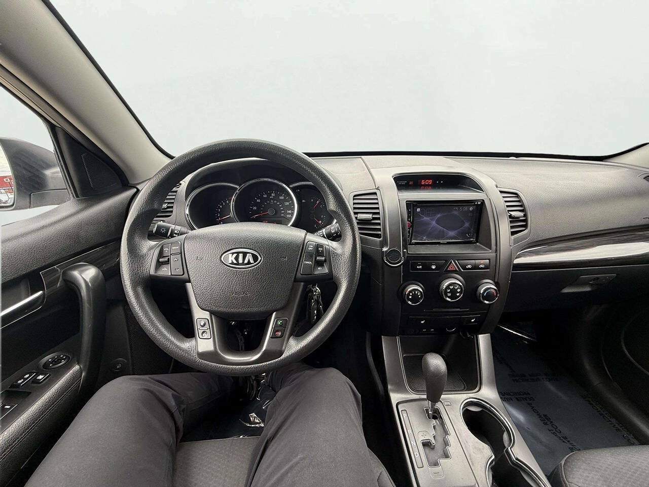 Used 2013 Kia Sorento LX w/ Convenience Pkg AWD/4WD image 15