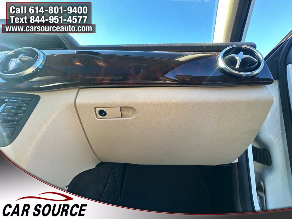 Used 2015 Mercedes-Benz GLK 350 4MATIC image 32