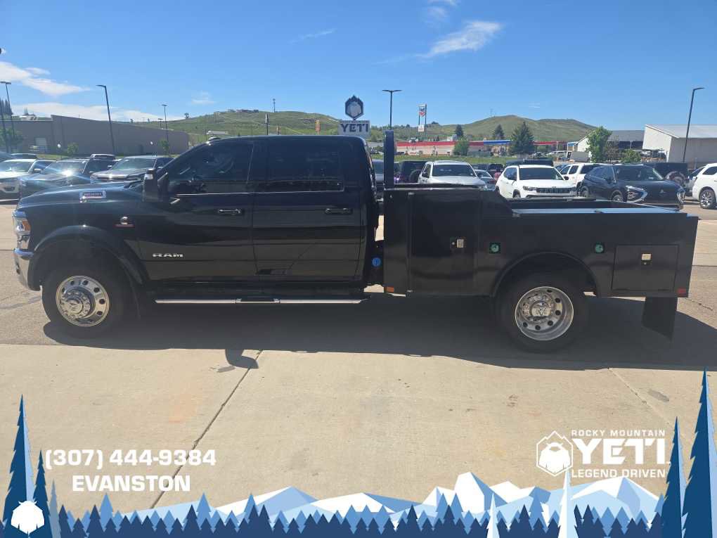 Used 2024 RAM 5500 Laramie AWD/4WD image 6