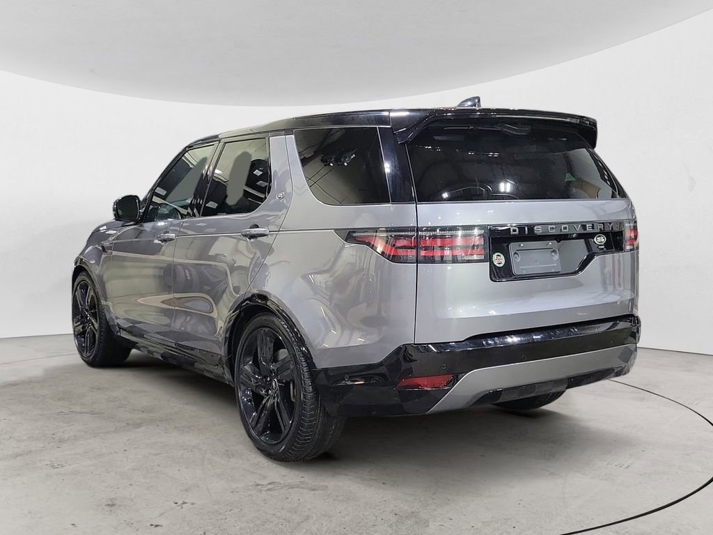 Used 2022 Land Rover Discovery HSE R-Dynamic image 3