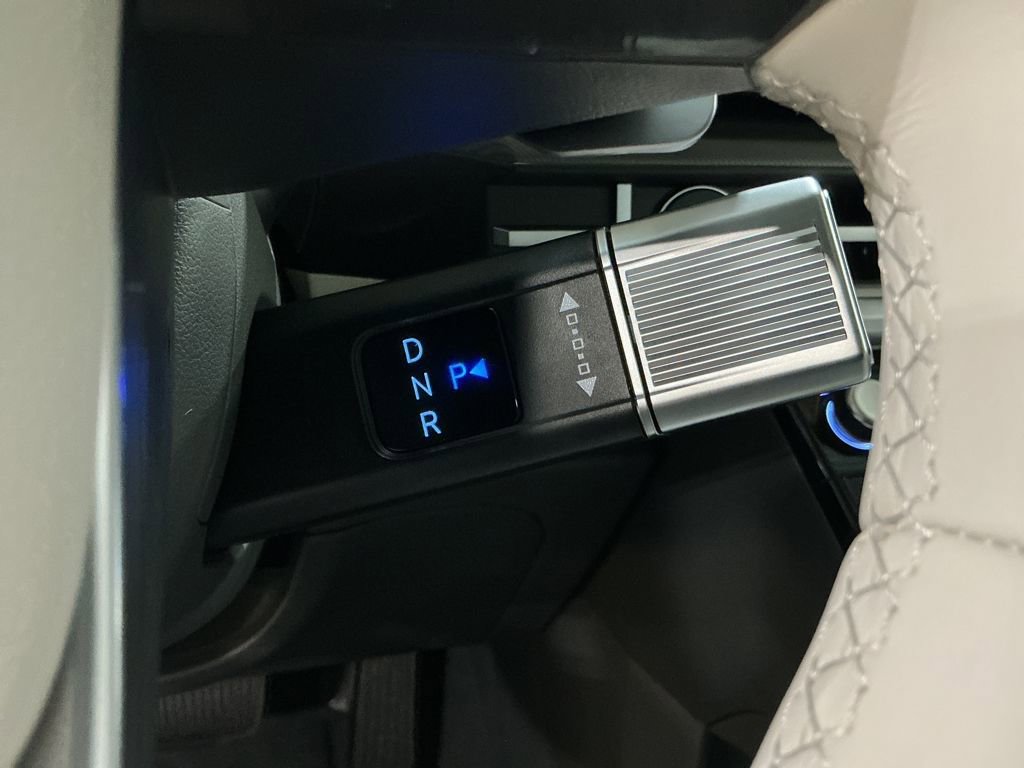 New 2026 Hyundai Santa Fe SE image 21