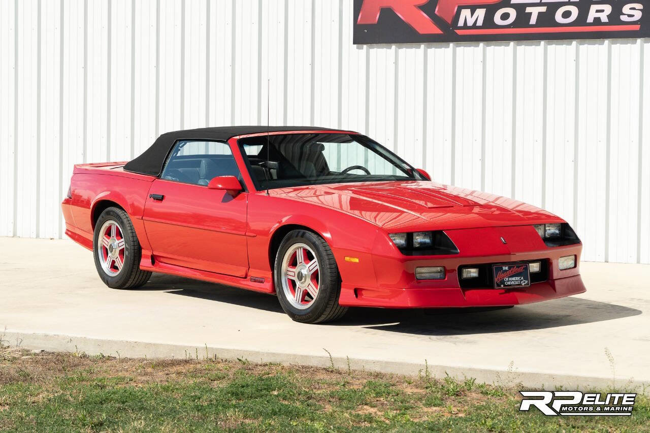 Used 1991 Chevrolet Camaro Z28 RWD image 3