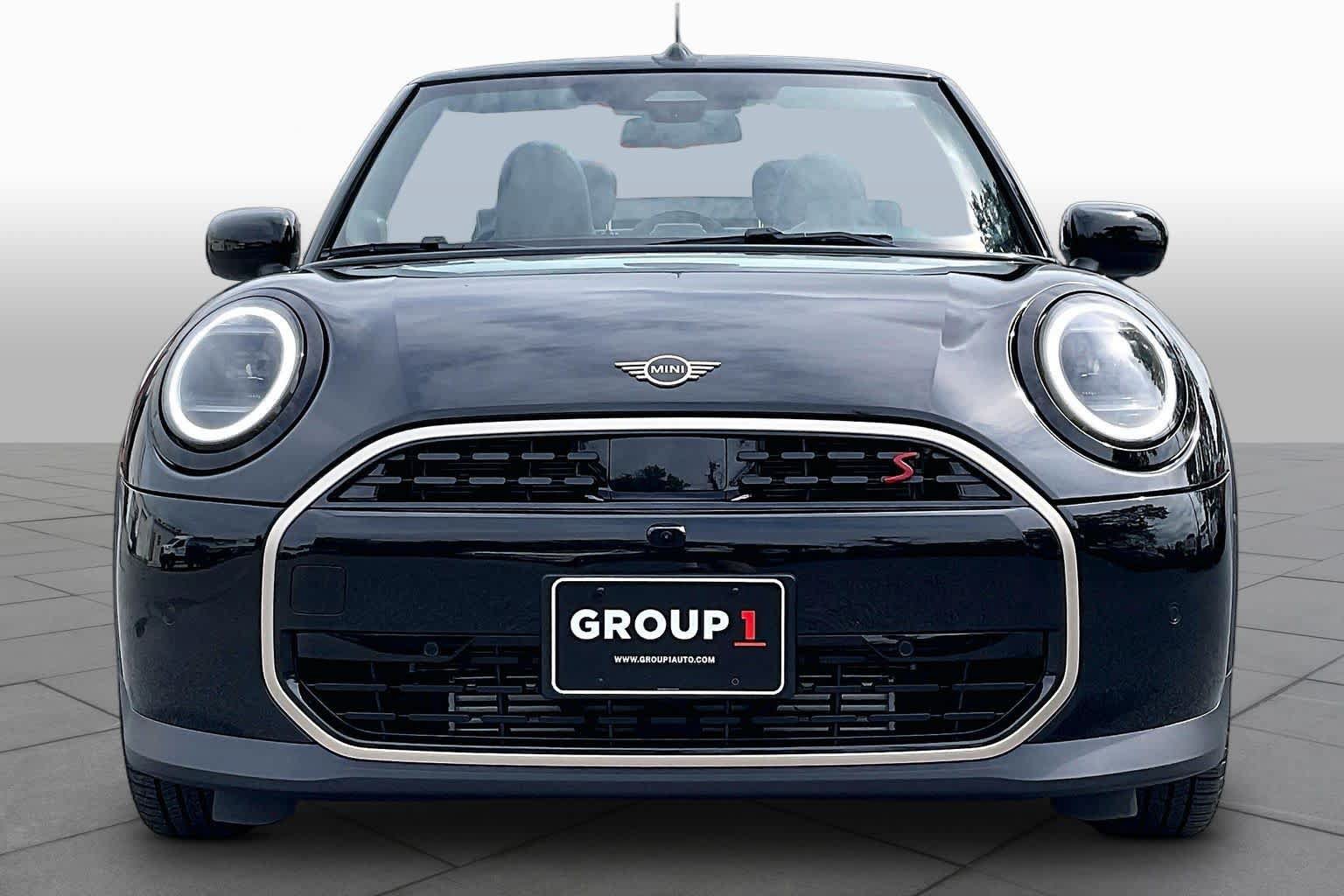 Used 2025 MINI Cooper S FWD image 3