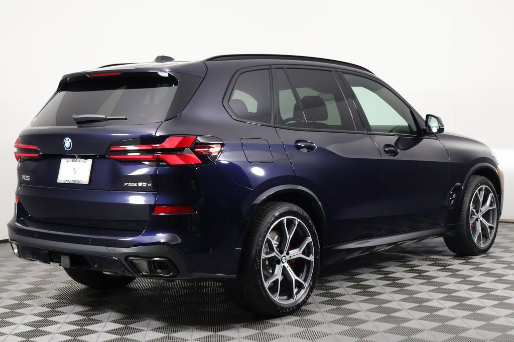 New 2026 BMW X5 xDrive50e w/ Executive Package image 2