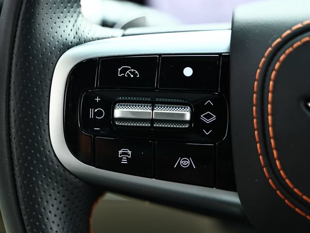 Certified 2026 Genesis GV70 3.5T Sport Prestige AWD/4WD image 35