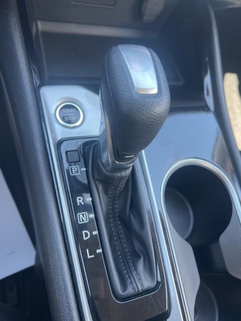 Used 2024 Nissan Altima 2.5 SV AWD/4WD image 18