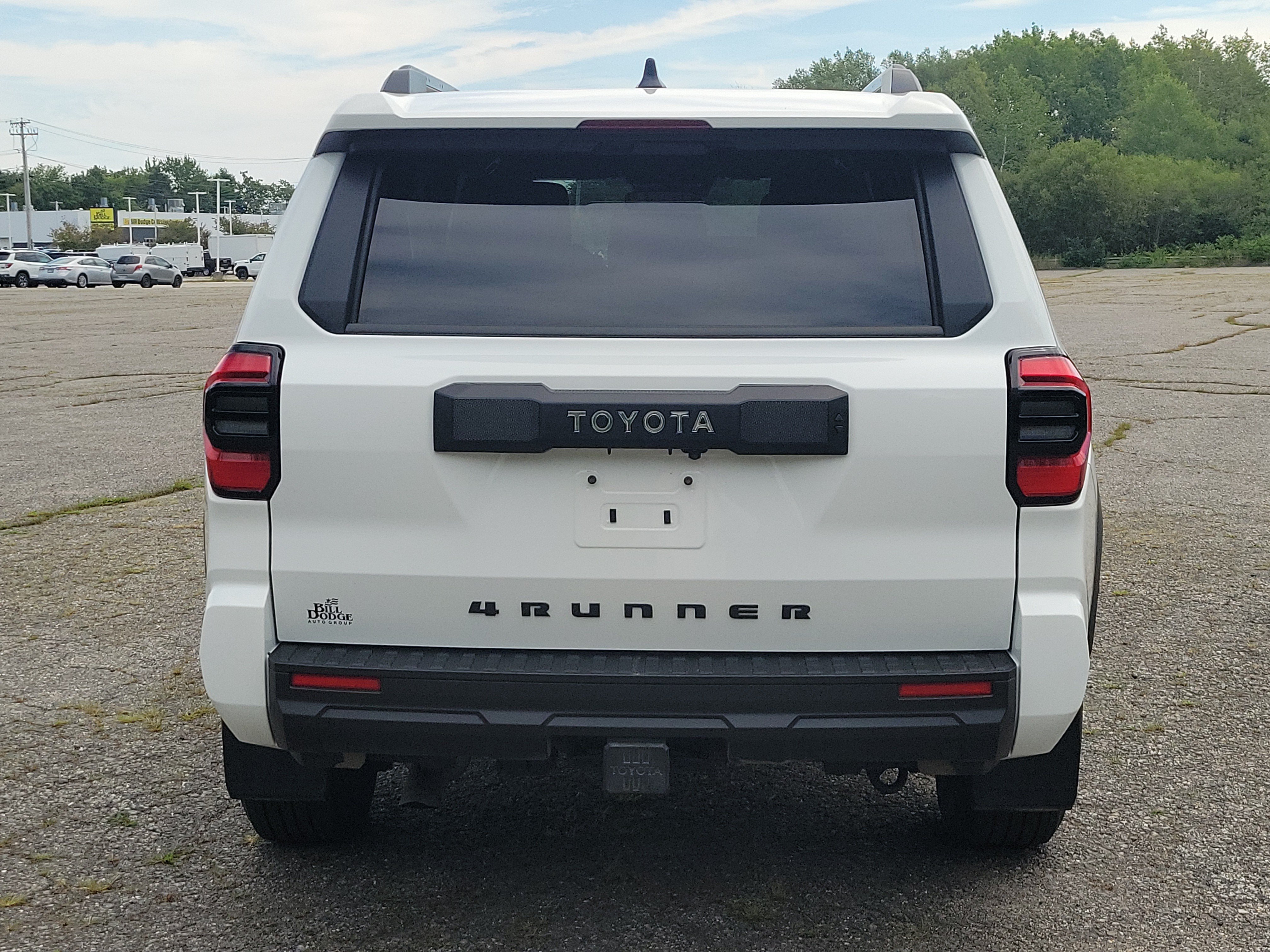 Used 2025 Toyota 4Runner SR5 AWD/4WD image 6