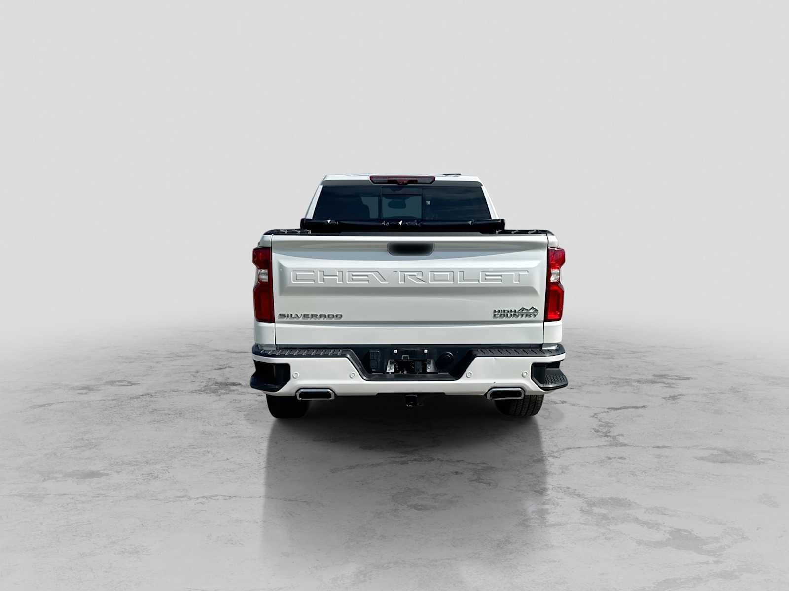 Used 2024 Chevrolet Silverado 1500 High Country w/ High Country Premium Package AWD/4WD image 5