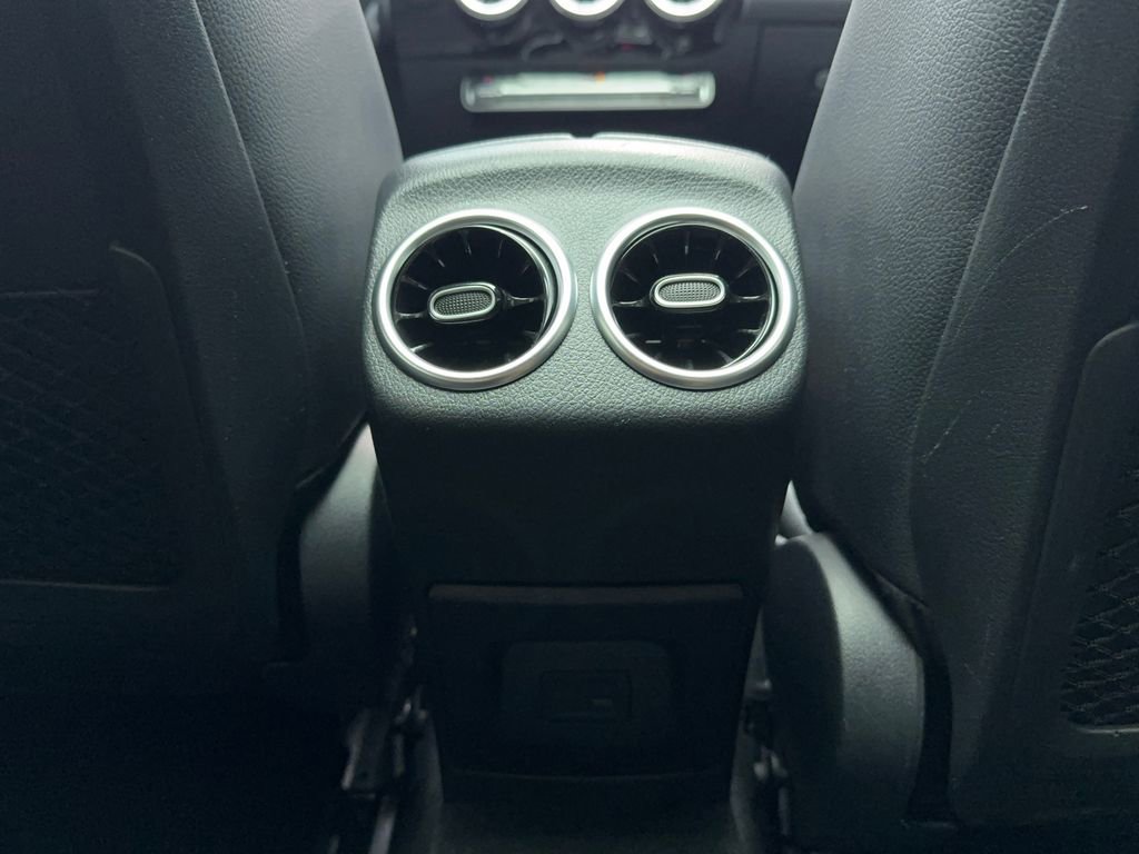 Used 2022 Mercedes-Benz A 220 4MATIC image 23