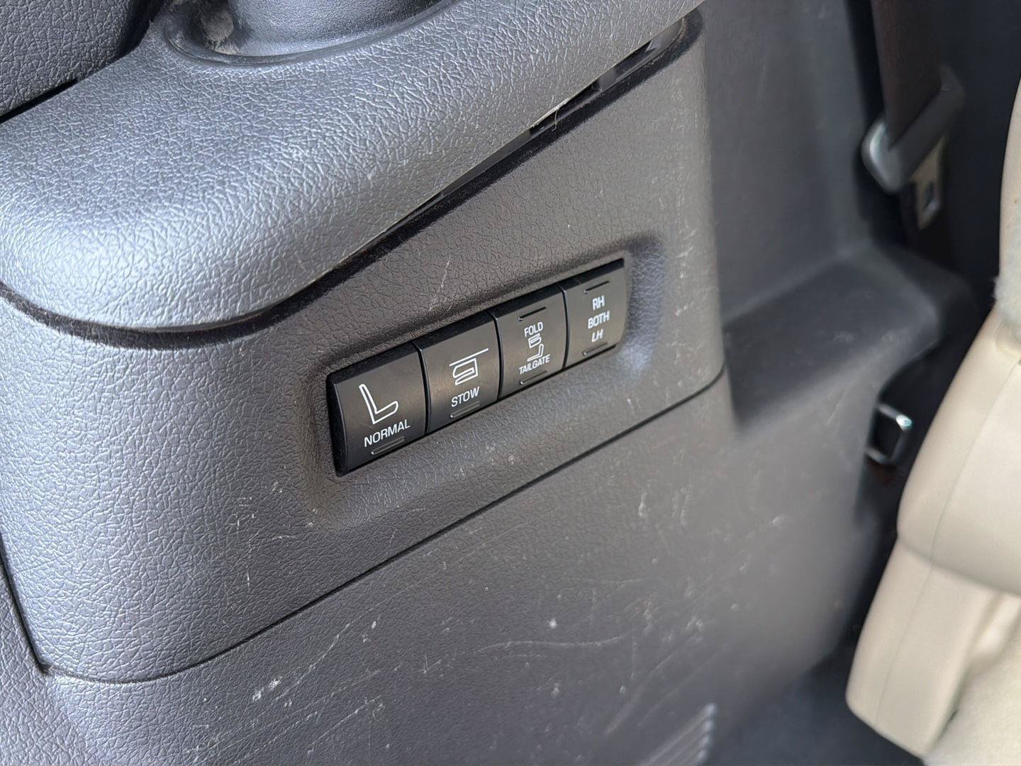 Used 2019 Ford Flex Limited w/ Equipment Group 301A FWD image 34