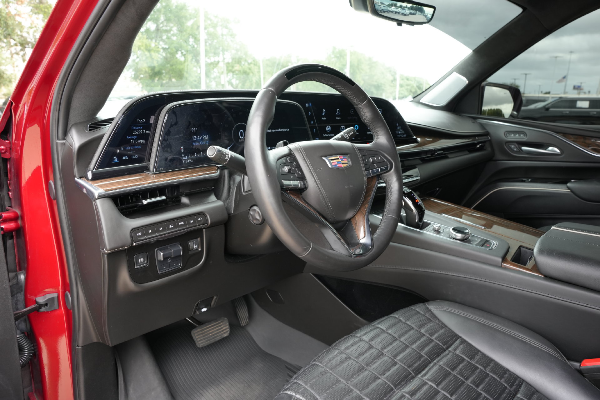 Certified 2024 Cadillac Escalade Sport Platinum w/ LPO, ONYX Package AWD/4WD image 14