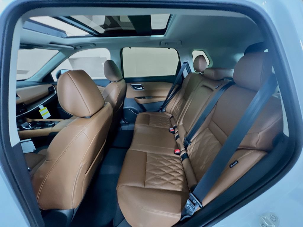 New 2026 Nissan Rogue Platinum AWD/4WD image 24