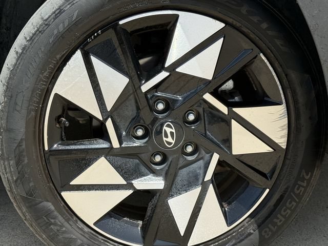 Used 2024 Hyundai Kona SEL AWD/4WD image 9