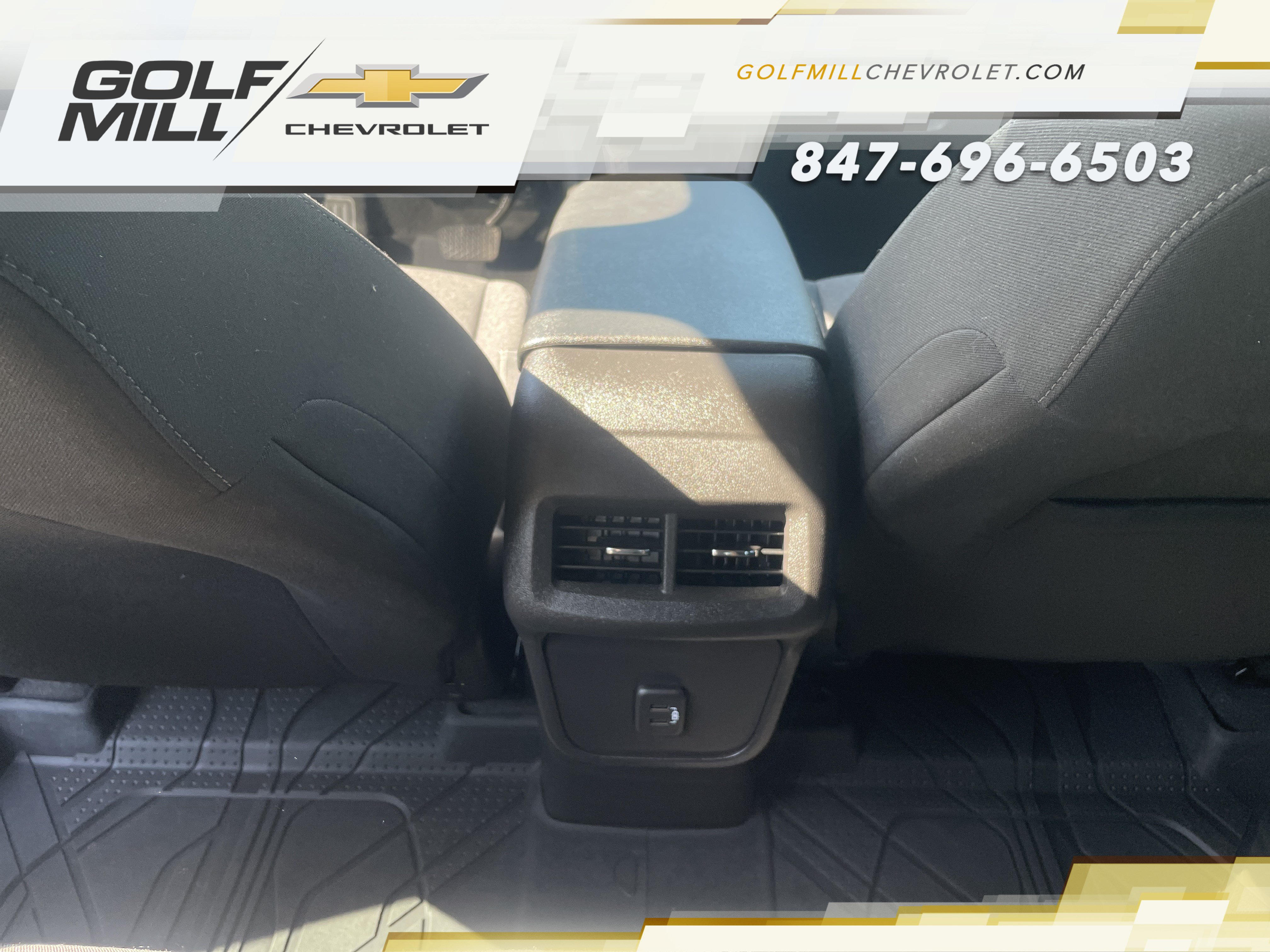 Used 2024 Chevrolet Equinox LT w/ LPO, Floor Liner Package FWD image 29