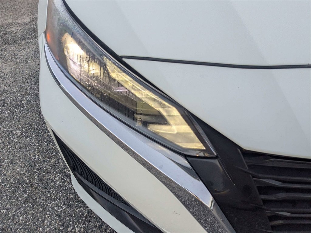 Used 2025 Nissan Altima 2.5 SV image 10