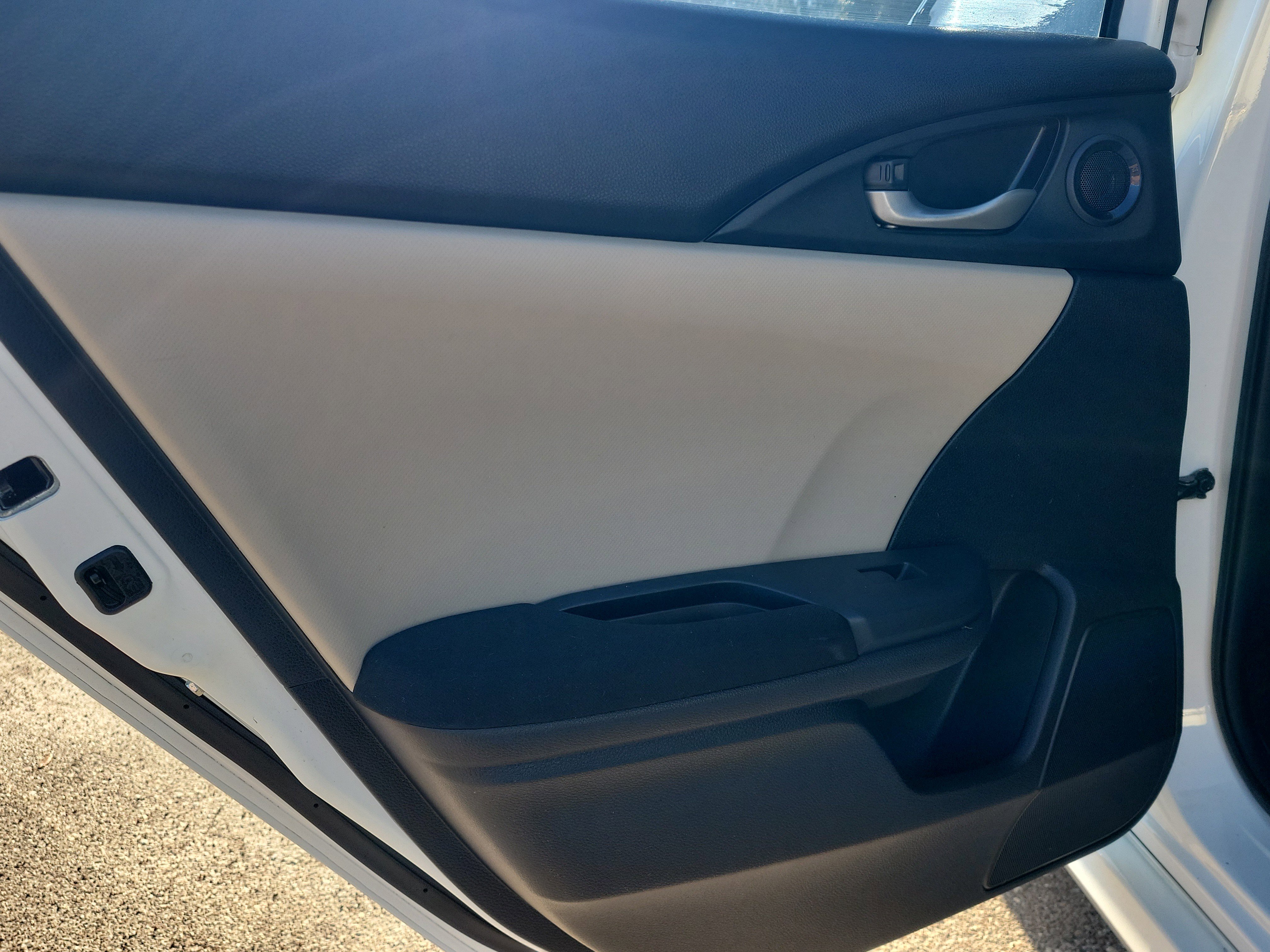 Used 2017 Honda Civic EX image 10