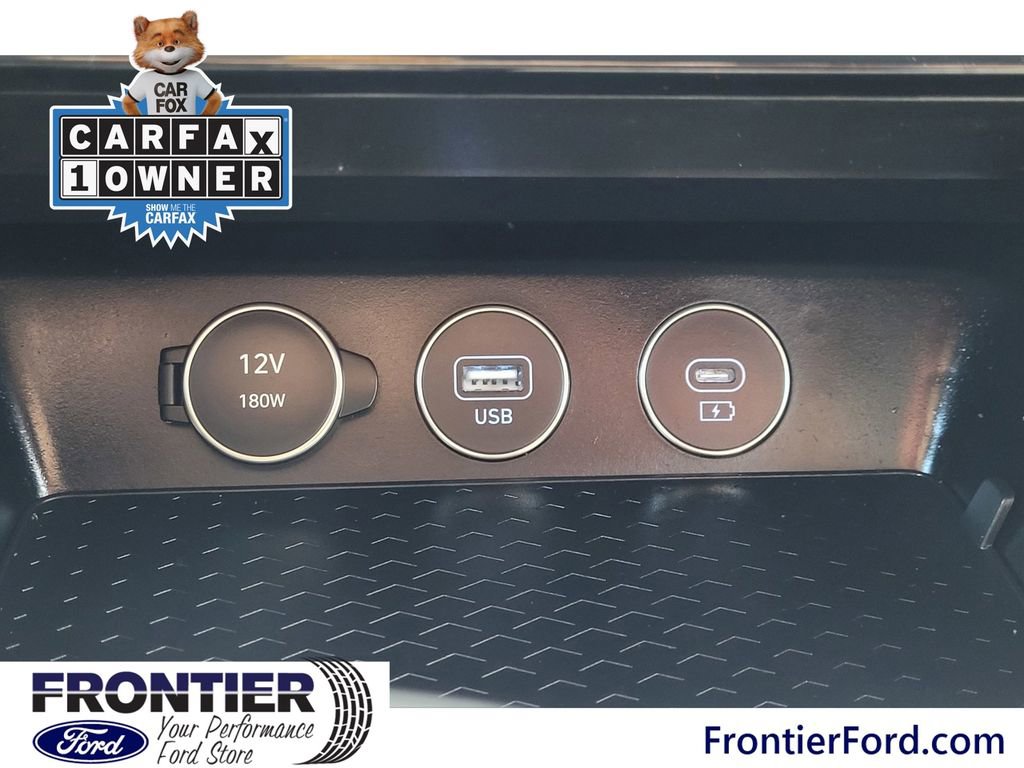 Used 2024 Genesis G70 2.5T image 25