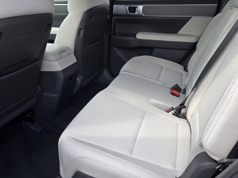 New 2027 Hyundai Santa Fe SE FWD image 6