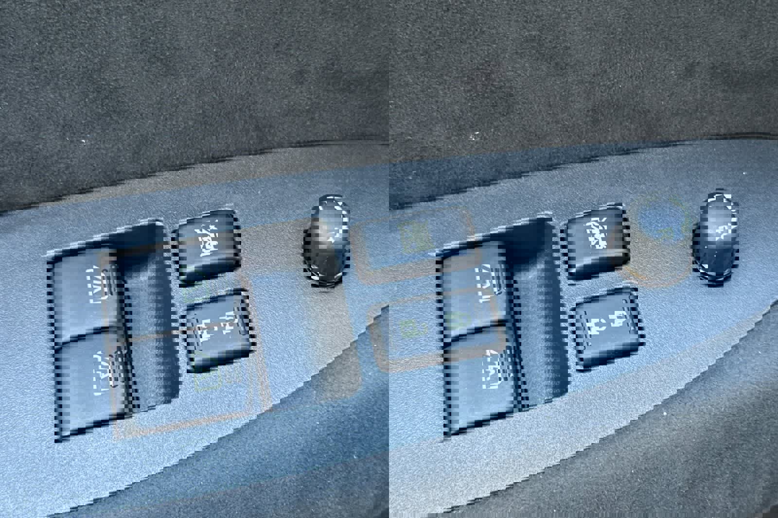 New 2025 Nissan Z Performance w/ Floor Mat Package image 12