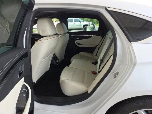 Used 2019 Chevrolet Impala Premier w/ Premier Convenience Package FWD image 24