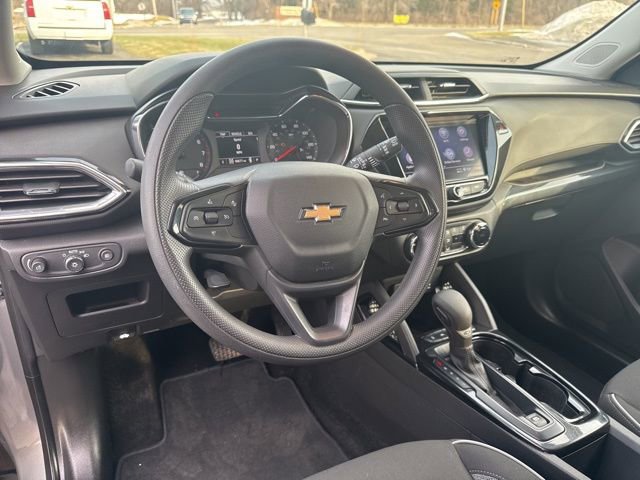 Used 2023 Chevrolet TrailBlazer LT w/ Convenience Package image 11