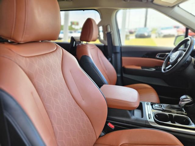 Used 2024 Kia Carnival SX FWD image 14