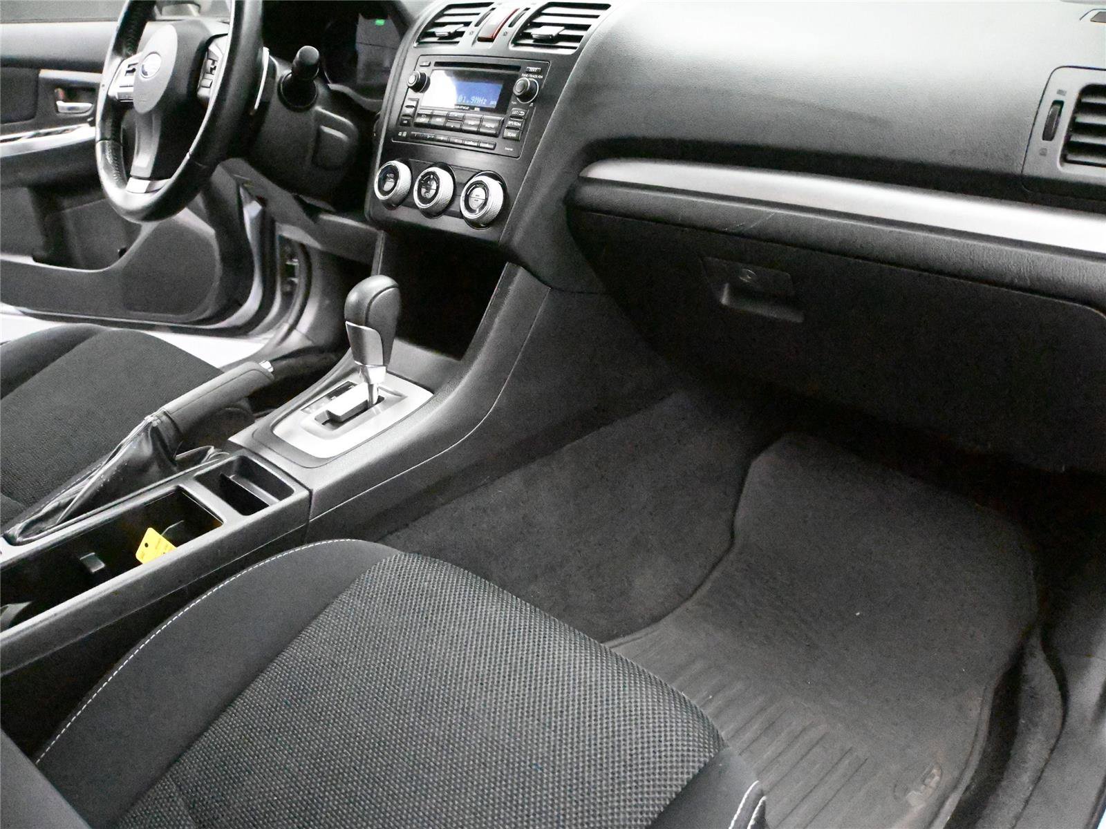 Used 2014 Subaru Crosstrek 2.0i Premium w/ Popular Package #2 image 19