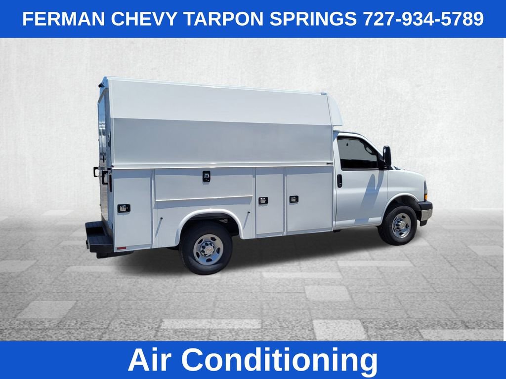 New 2025 Chevrolet Express 3500 w/ Power Convenience Package image 11