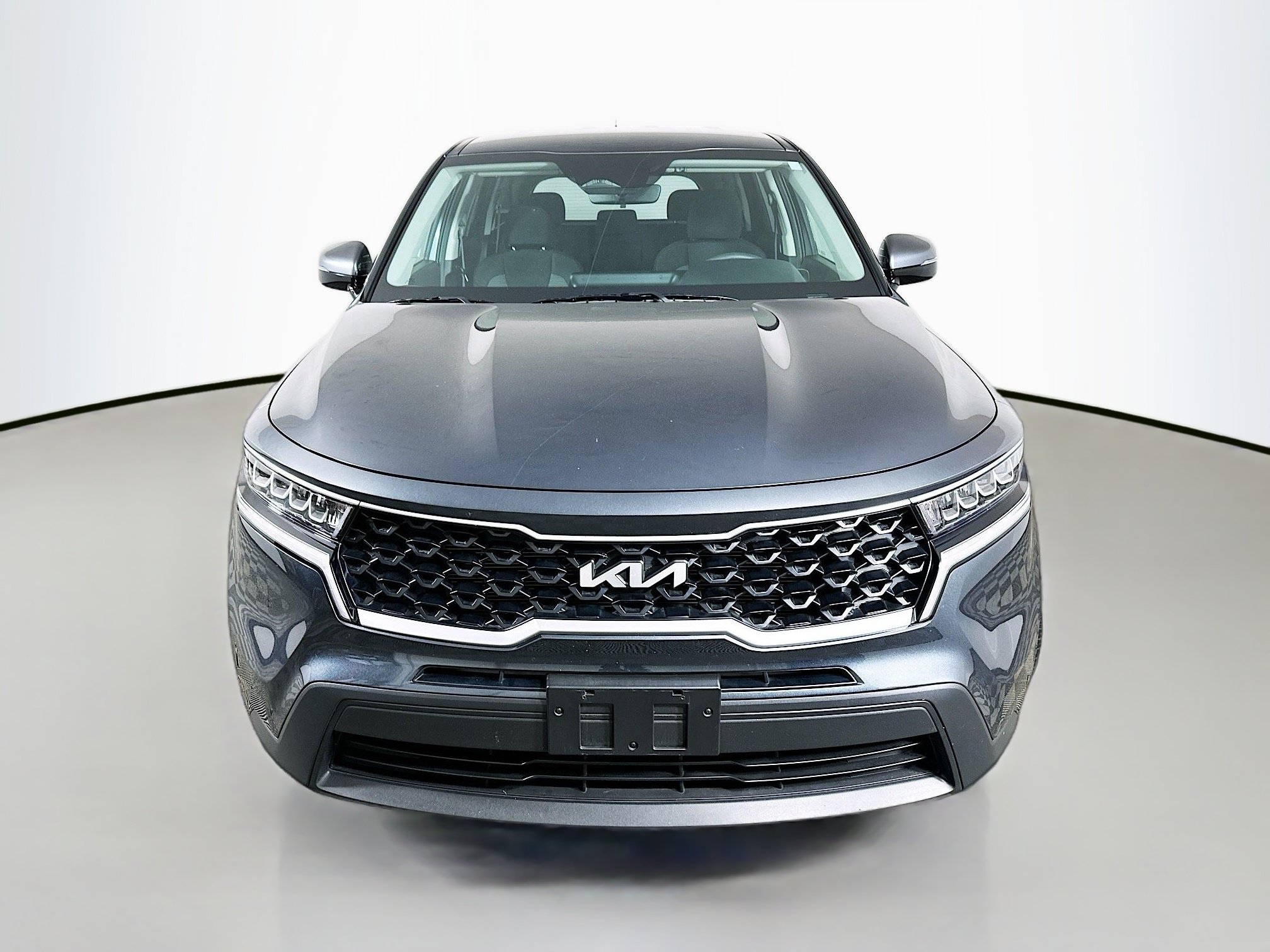 Certified 2023 Kia Sorento LX AWD/4WD image 2