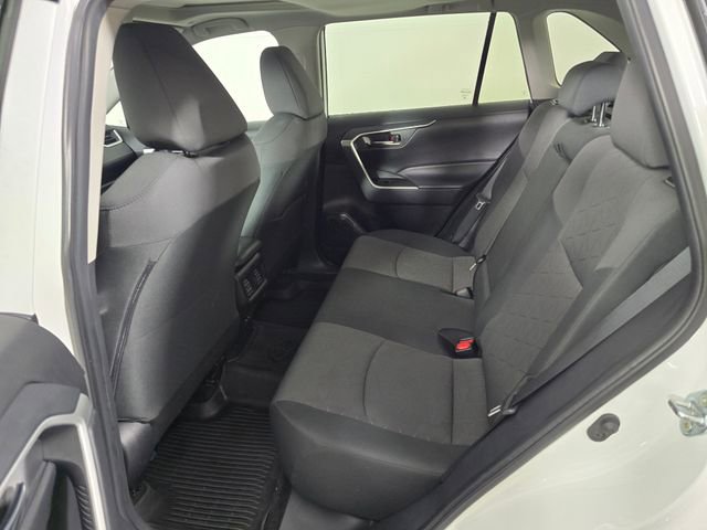 Used 2024 Toyota RAV4 XLE w/ Convenience Package image 18