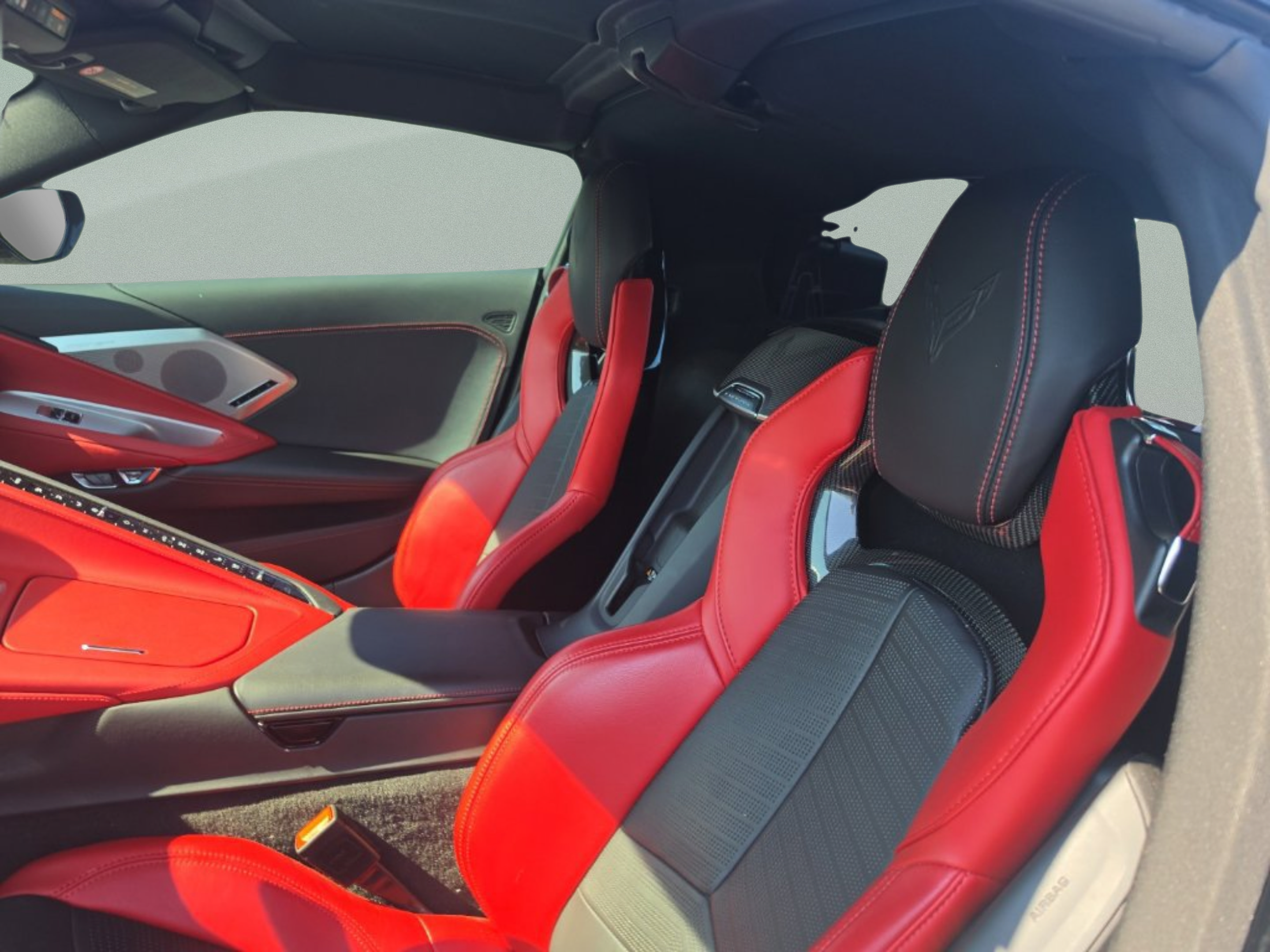 Used 2022 Chevrolet Corvette Stingray Preferred Cpe w/ Z51 Performance Package RWD image 16