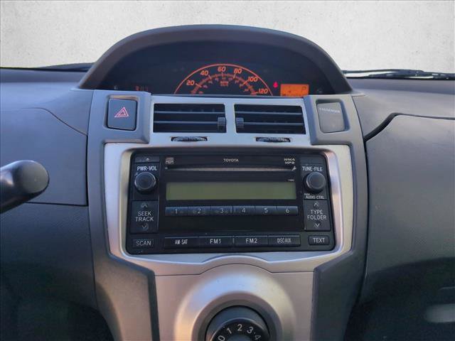 Used 2010 Toyota Yaris 2-Door Hatchback FWD image 13