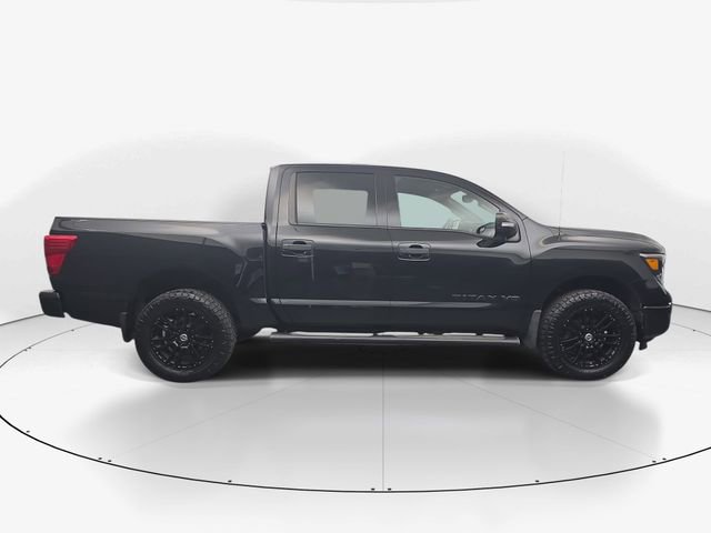 Used 2019 Nissan Titan SL w/ Midnight Edition AWD/4WD image 11