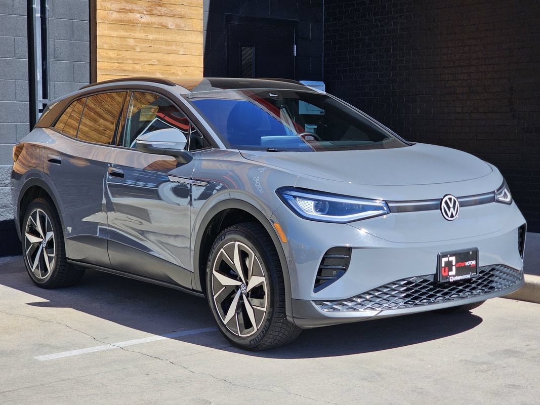 Used 2023 Volkswagen ID.4 Pro S Plus AWD/4WD image 8