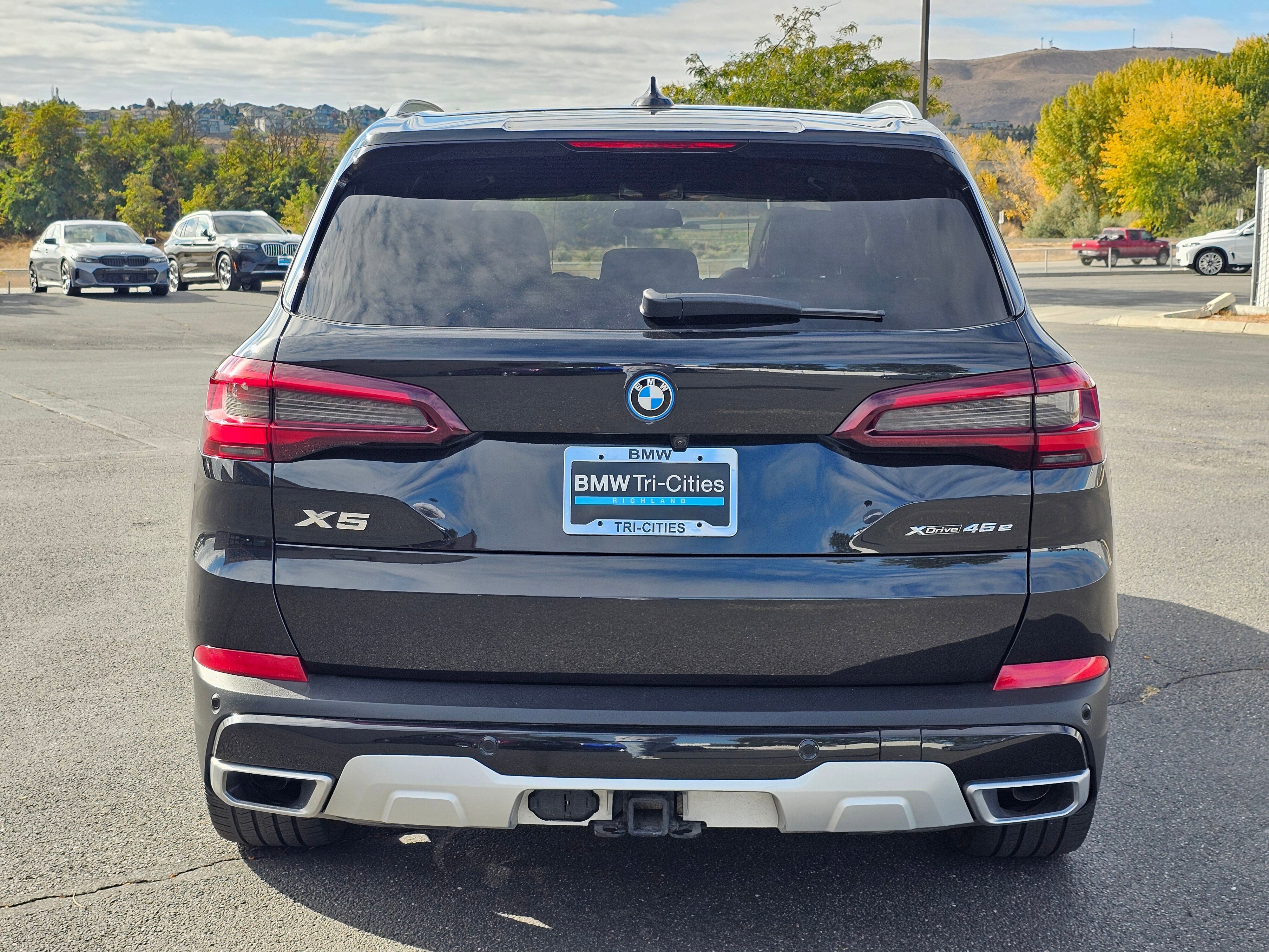 Used 2022 BMW X5 xDrive45e w/ Premium Package image 5