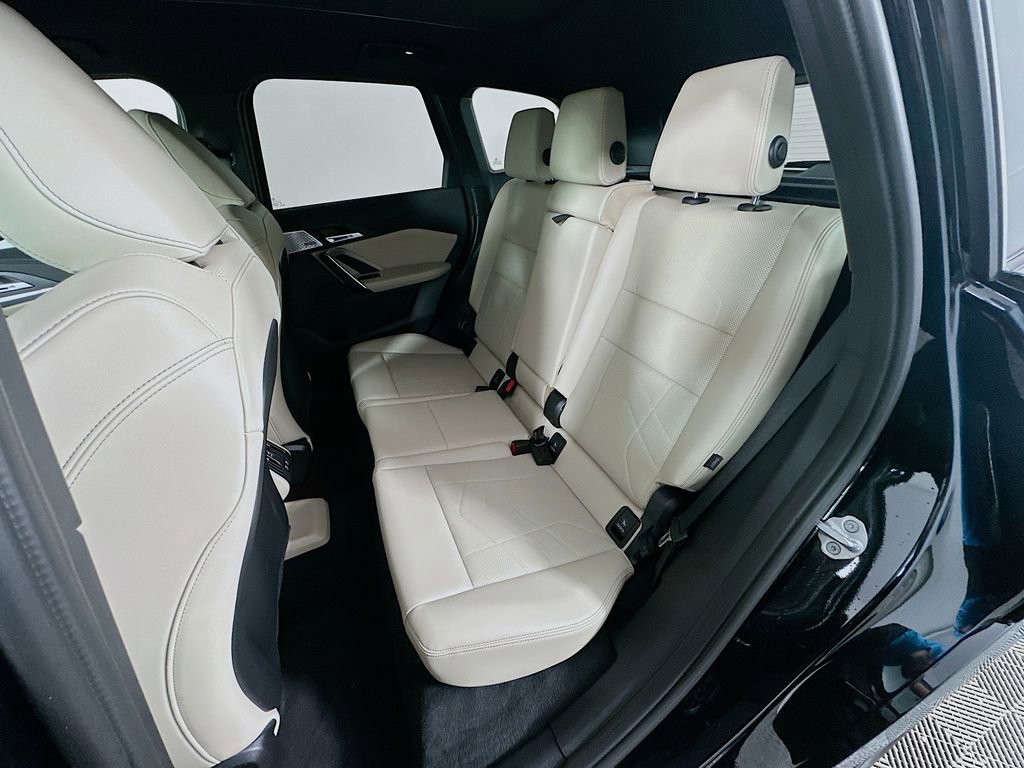 Certified 2025 BMW X1 xDrive28i w/ Premium Package image 24
