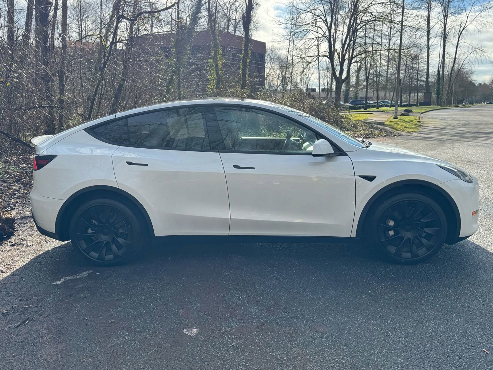 Used 2020 Tesla Model Y Long Range AWD/4WD image 8