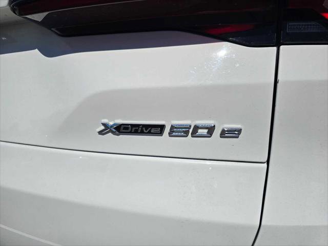Used 2025 BMW X5 xDrive50e image 15