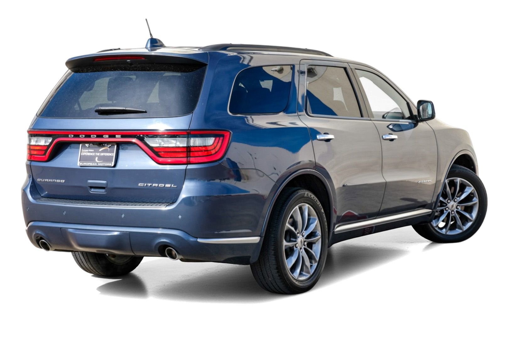 Used 2021 Dodge Durango Citadel w/ Premium Entertainment Group image 8