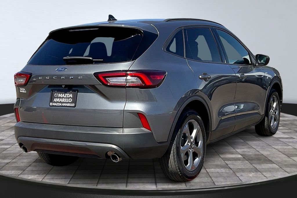 Used 2025 Ford Escape ST-Line image 7