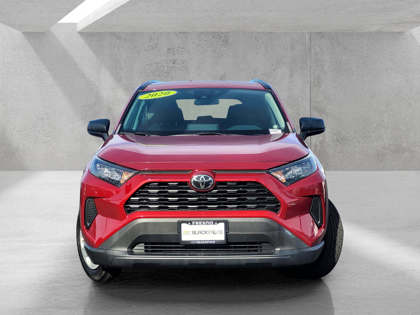 Used 2020 Toyota RAV4 LE image 2