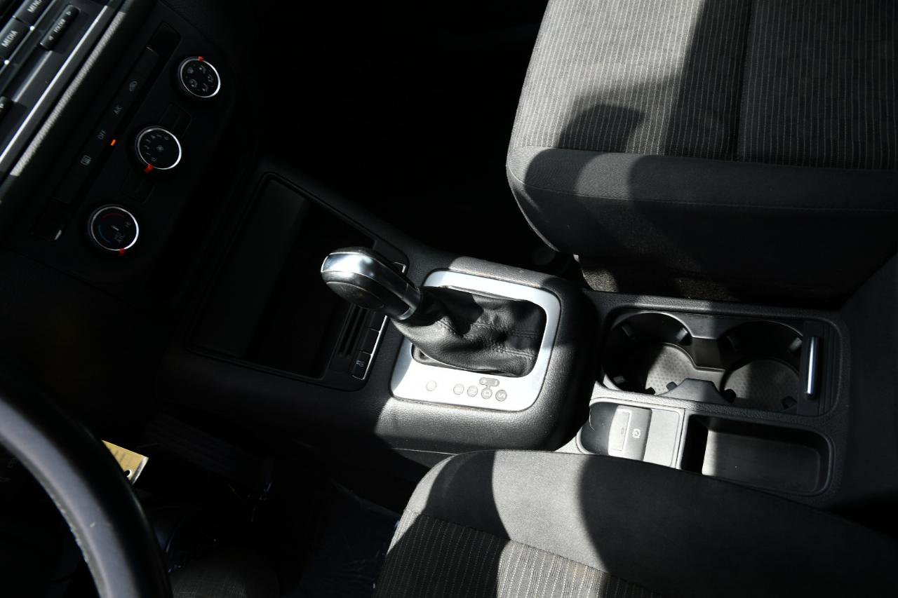 Used 2014 Volkswagen Tiguan S FWD image 13