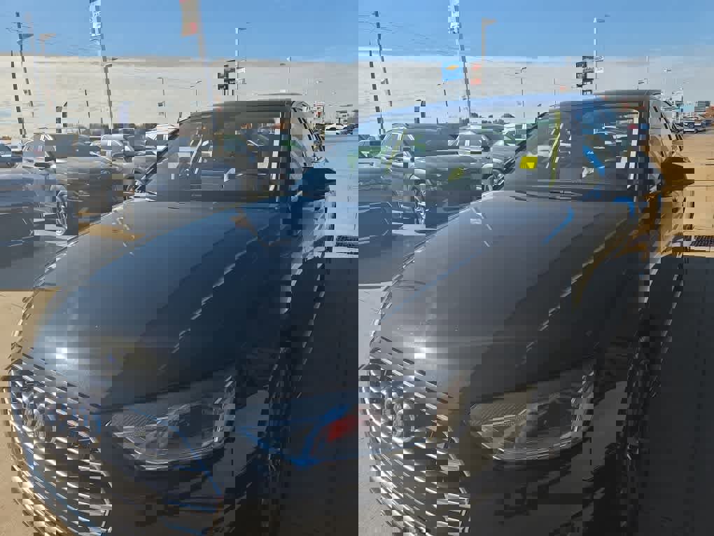 Used 2020 Audi A4 2.0T Premium w/ Convenience Package image 5