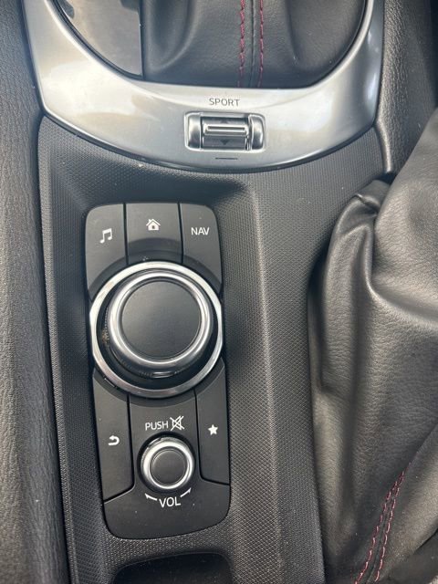 Used 2016 MAZDA MX-5 Miata Grand Touring image 18