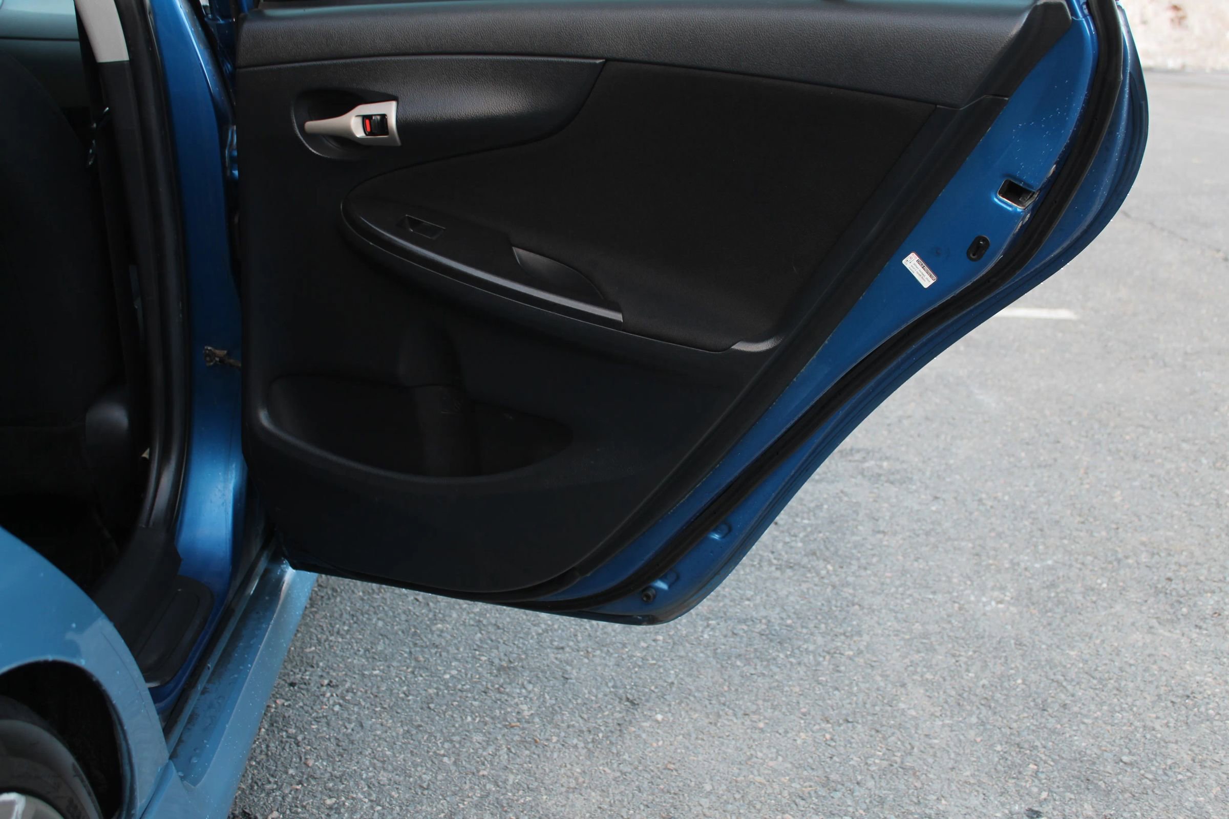 Used 2010 Toyota Corolla S image 15