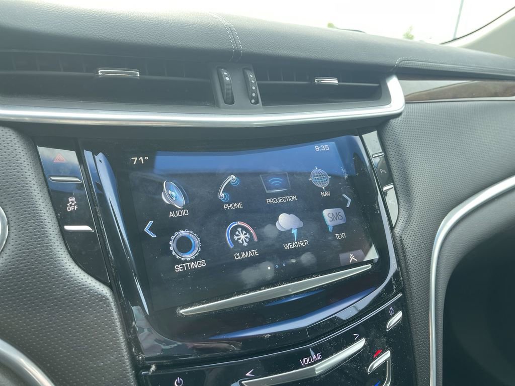 Used 2017 Cadillac XTS Luxury FWD image 9